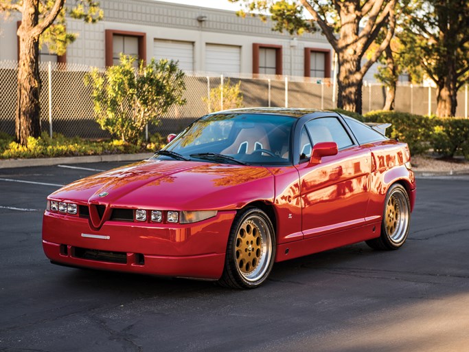 洋書 Alfa Romeo Zagato SZ TZ The Unexpected Craze For The World's Ugliest Car! Alfa Romeo